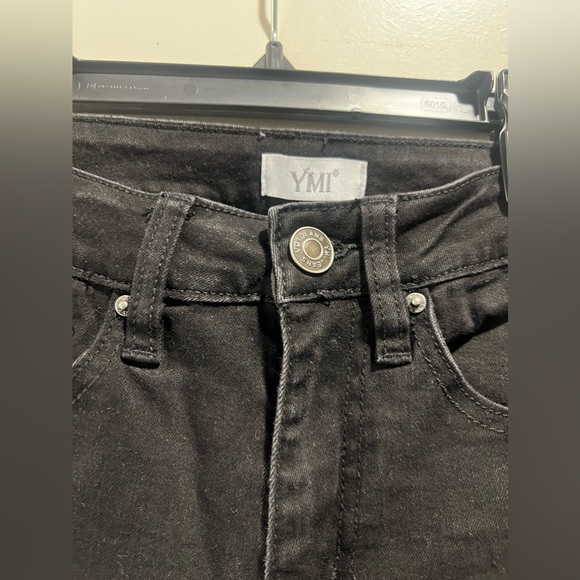 Black Flare jeans with holes at the knees - Picture 4 of 4